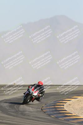 media/Jan-09-2025-Racers Edge (Thu) [[9e316ffd38]]/3-B Group/Session 4 (Turn 12 The Slide)/